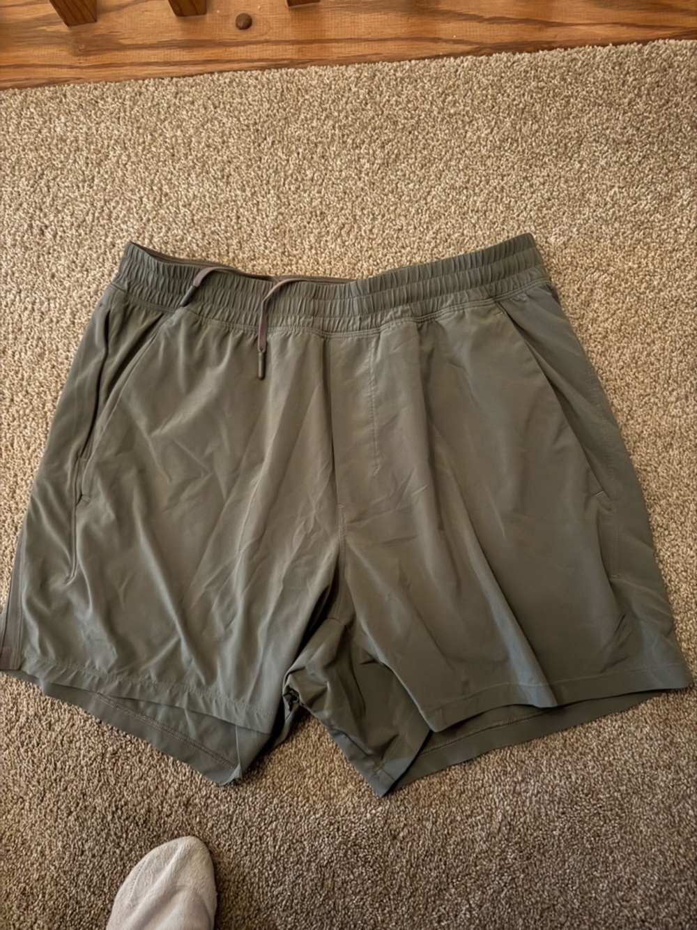Lululemon pace breaker lined shorts 5in